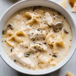 Roasted Garlic White Chicken Lasagna Soup